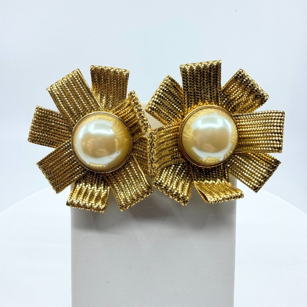 Y2K Gold Tone Woven Flower Statement Earrings with Faux Pearl Center